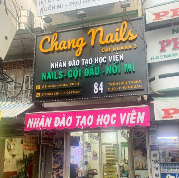 Chang nails